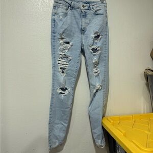 Stylish Distressed Light Blue Skinny Jeans